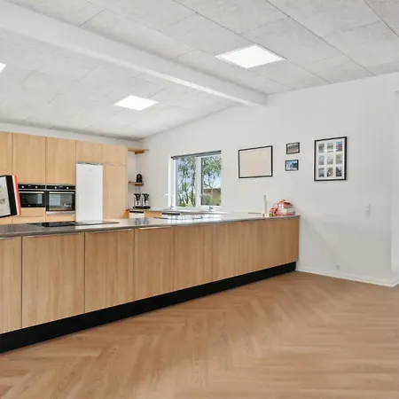 Дом отдыха In With Sauna *