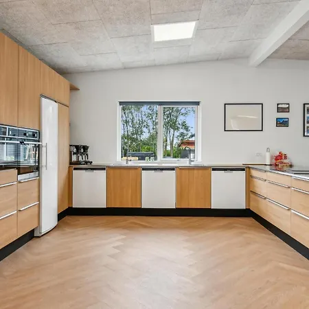 Дом отдыха In With Sauna