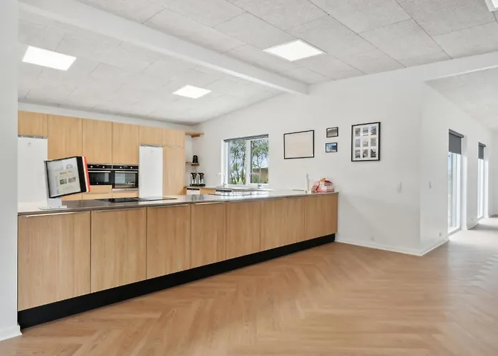 Сasa de vacaciones In With Sauna *